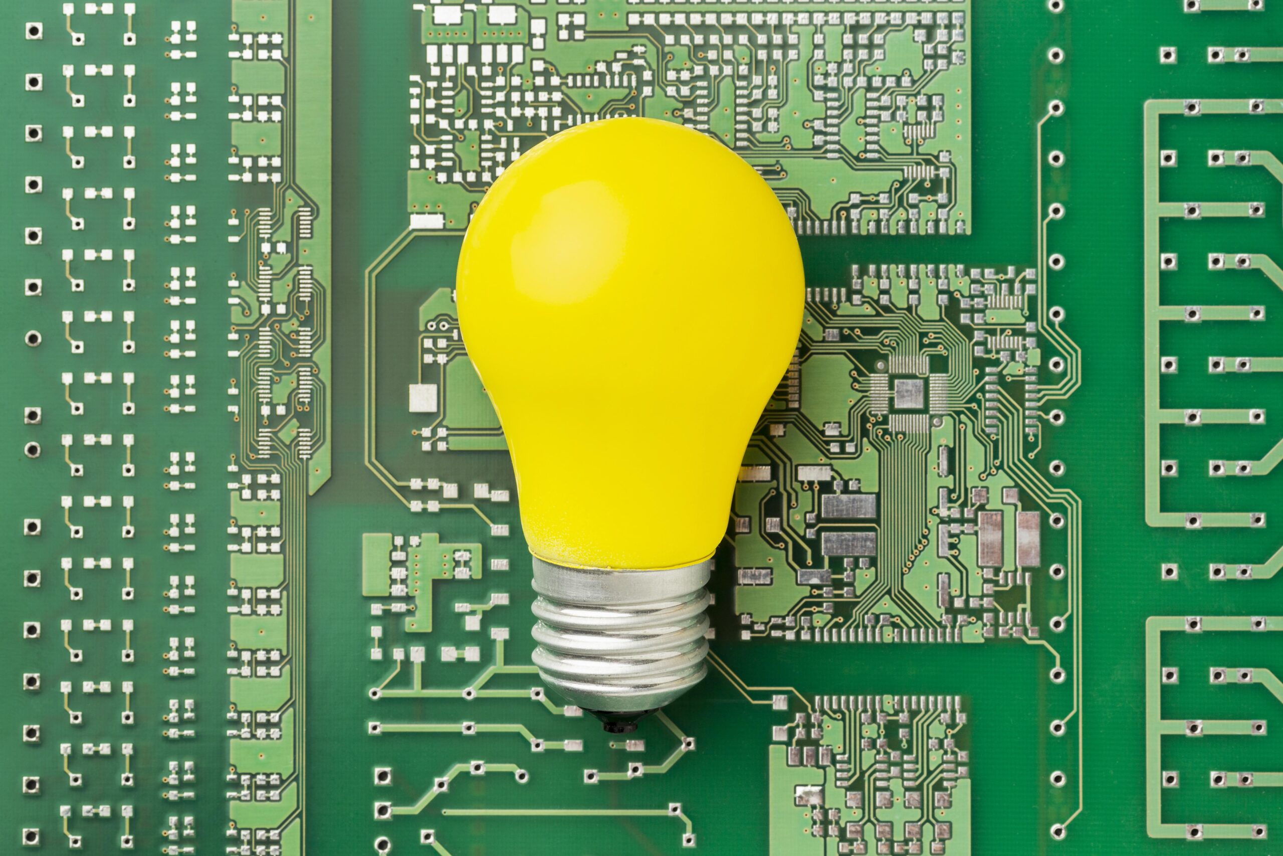 Das Bild soll Elektrotechnik und Energiemanagementsystem vereinen. Eine gute Lösung.